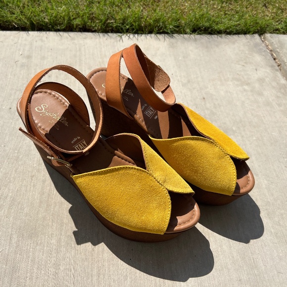 Seychelles Shoes - Seychelles Yellow and Tan Wedges